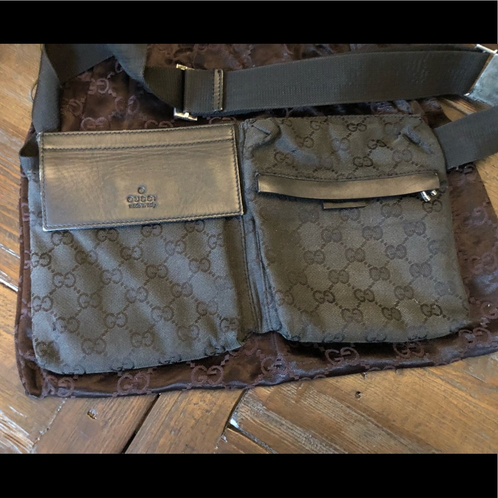 GUCCI Canvas Black Waist Pouch Bumbag Belt Bum Bag